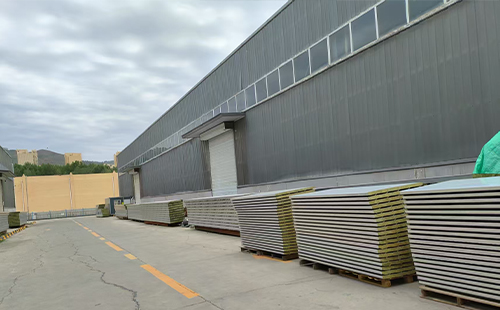 民和彩钢夹芯板